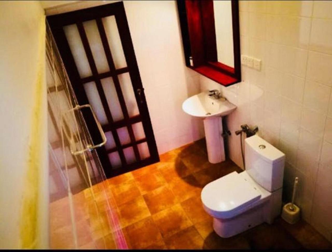 Jasmine Garden Beach Guest House Hikkaduwa Extérieur photo